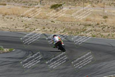 media/Apr-20-2025-AHRMA (Sun) [[393a79c373]]/Race/Group 10/Turn 4b/